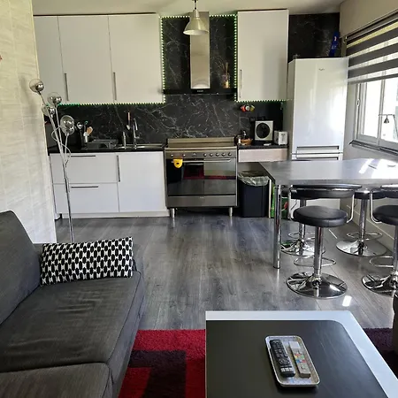 Zenith Stade Parc Expo Palais Des Sports, 2ch 4pers Parking Caen