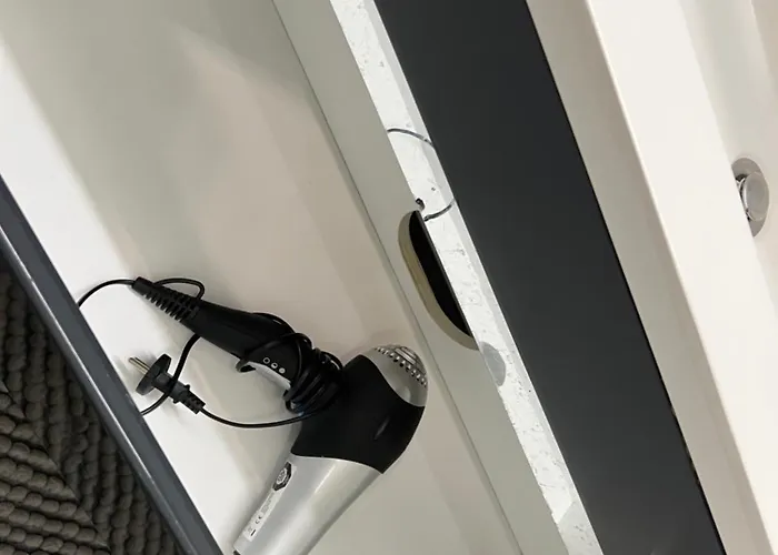 Zenith Stade Parc Expo Palais Des Sports, 2ch 4pers Parking * 캉