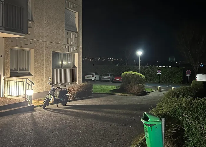 Zenith Stade Parc Expo Palais Des Sports, 2ch 4pers Parking